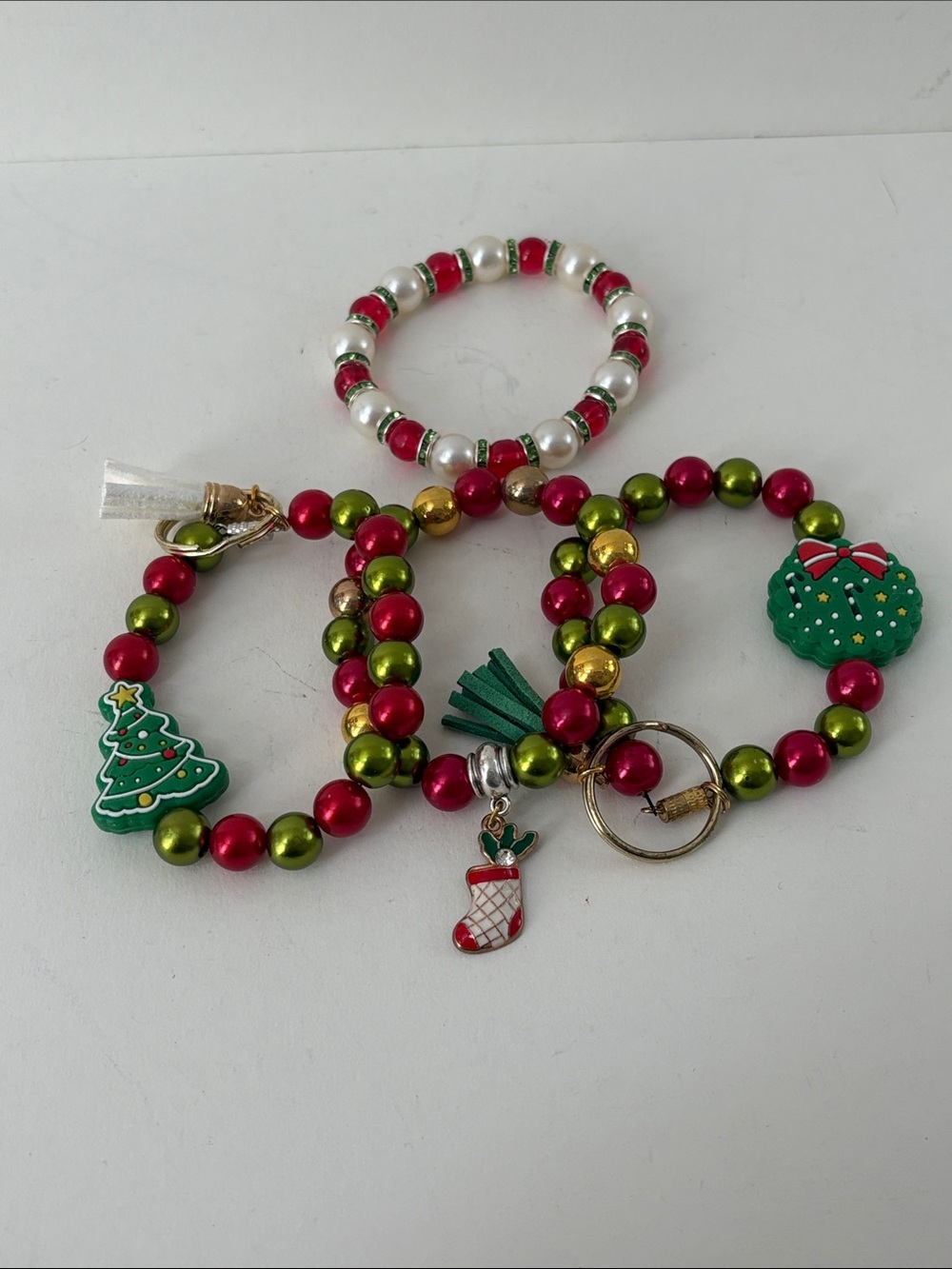 Hand Crafted Festive Red and Green Beaded Charm Bracelet Set Lot of 4